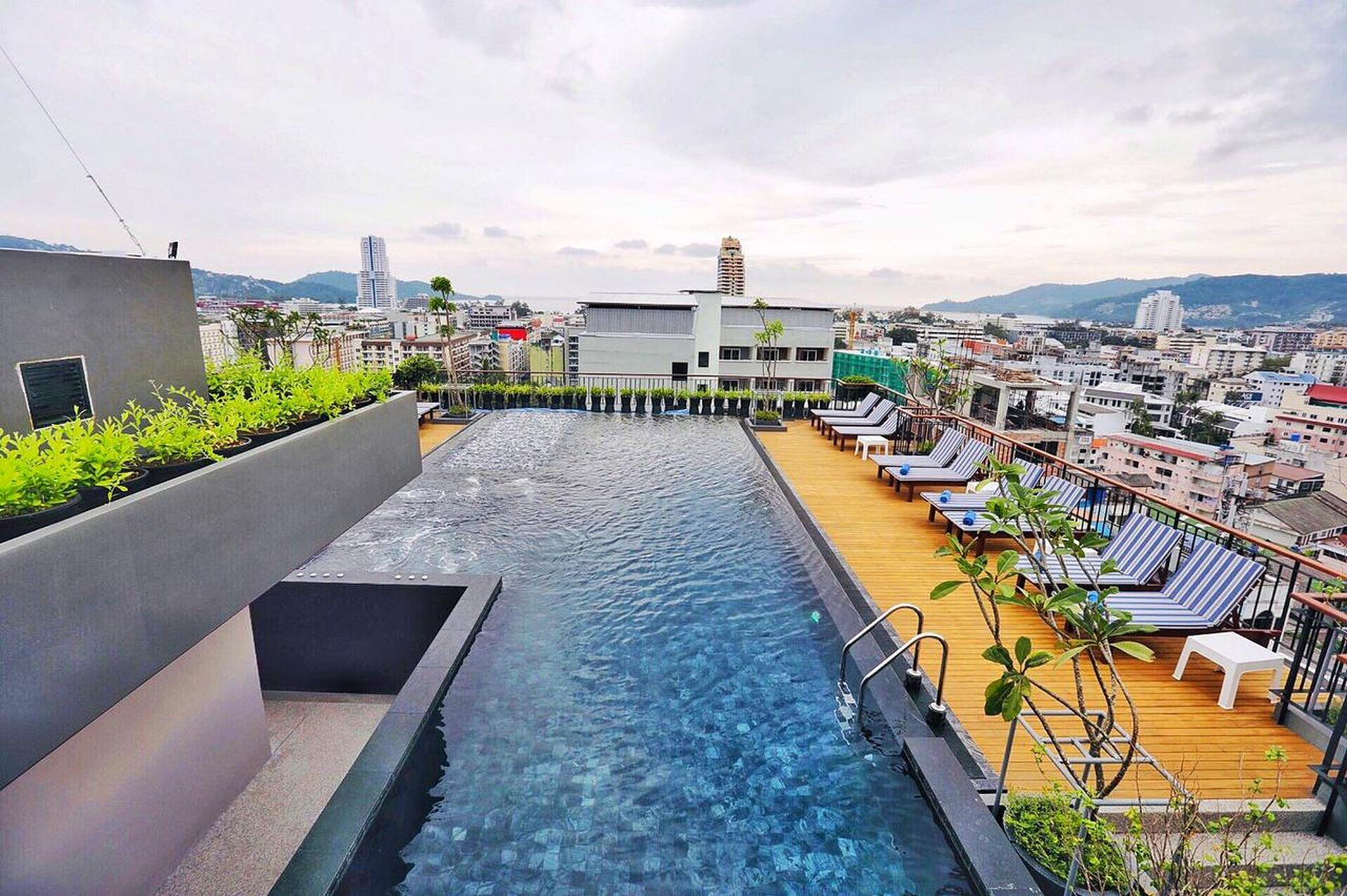 Rak Elegant Hotel Patong Buitenkant foto