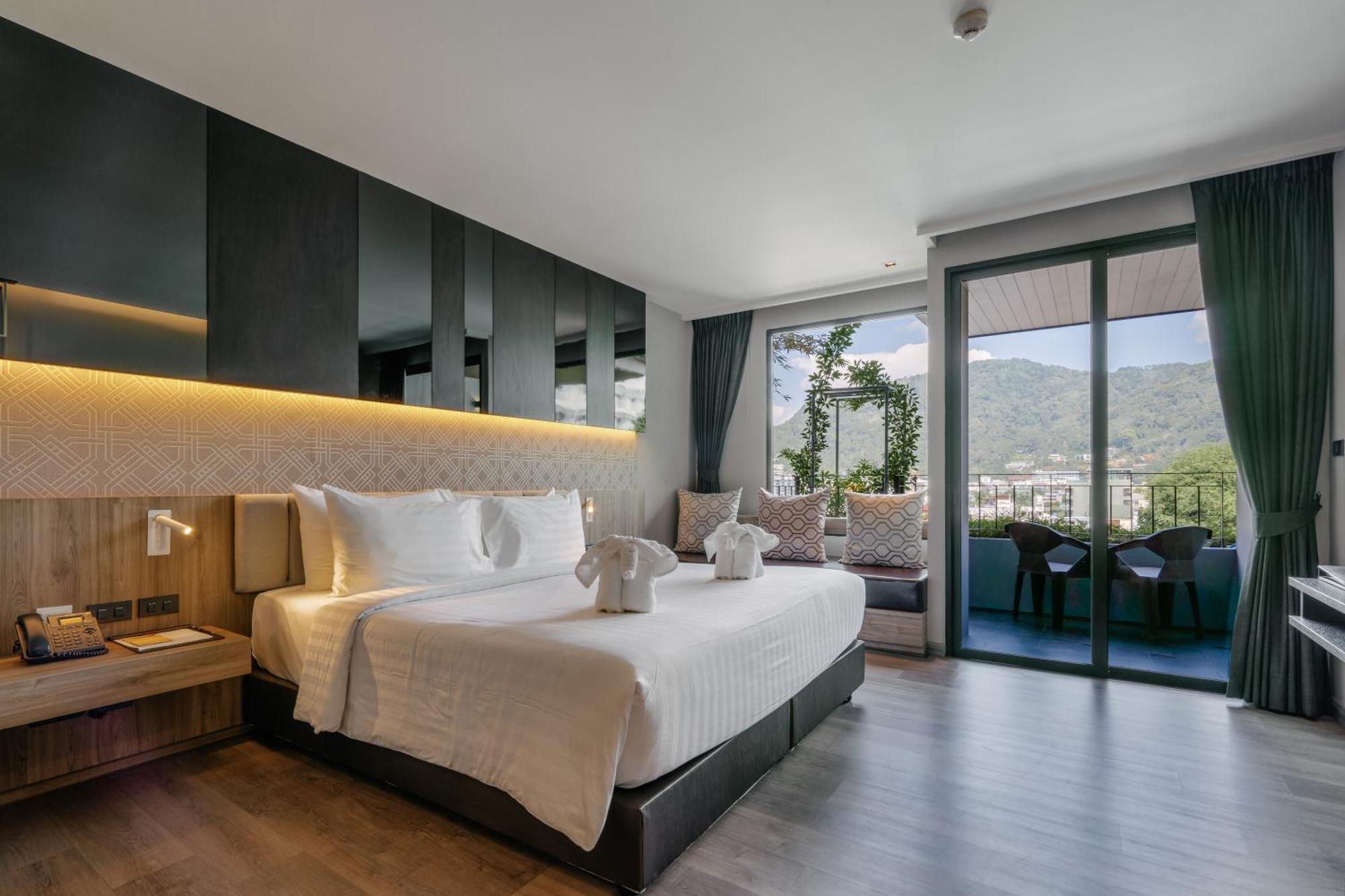 Rak Elegant Hotel Patong Buitenkant foto