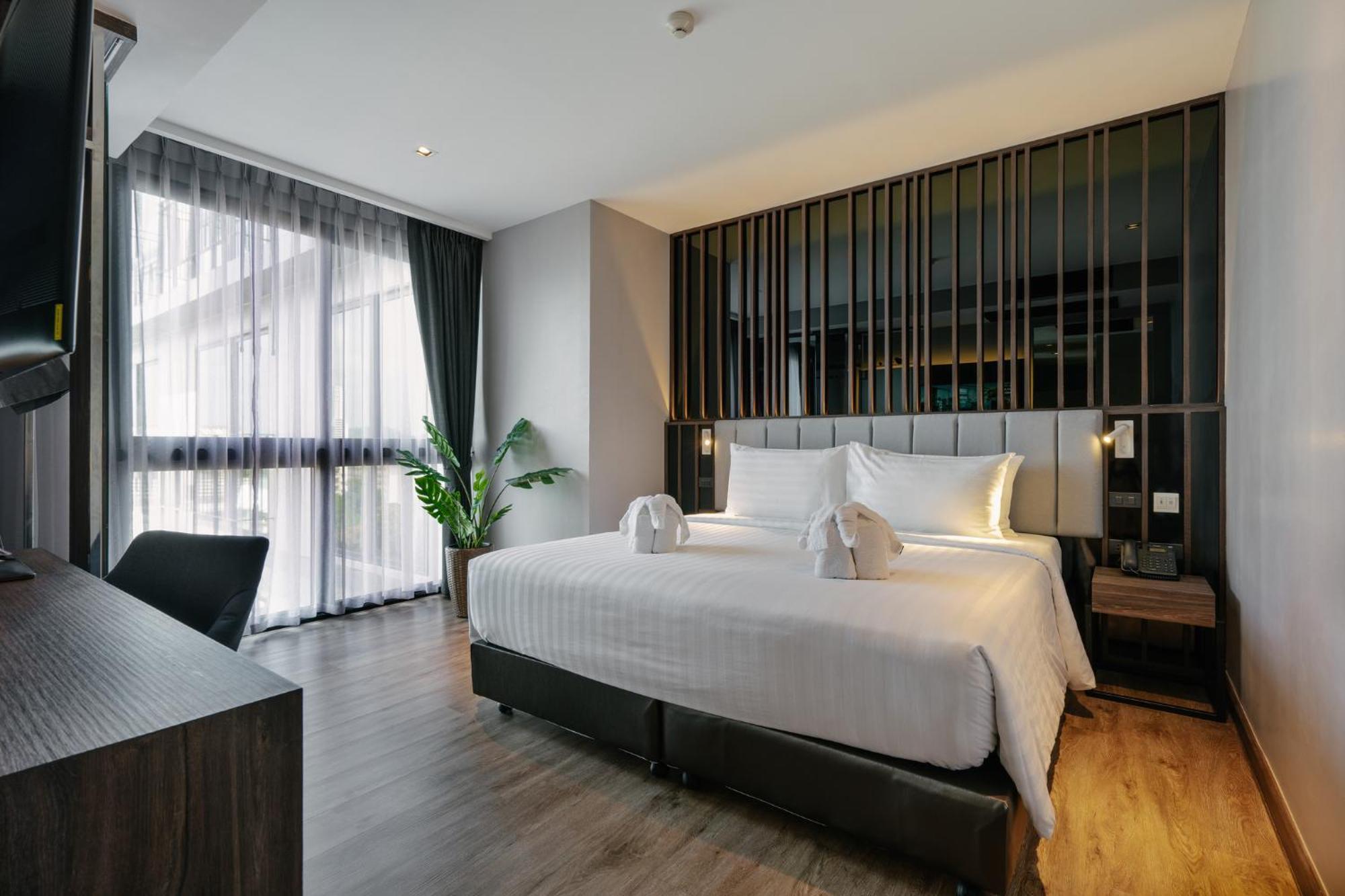 Rak Elegant Hotel Patong Buitenkant foto